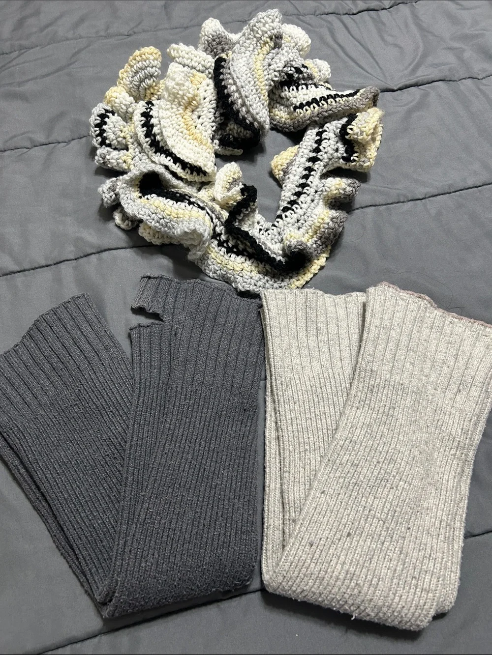 Leg warmer set with scarf